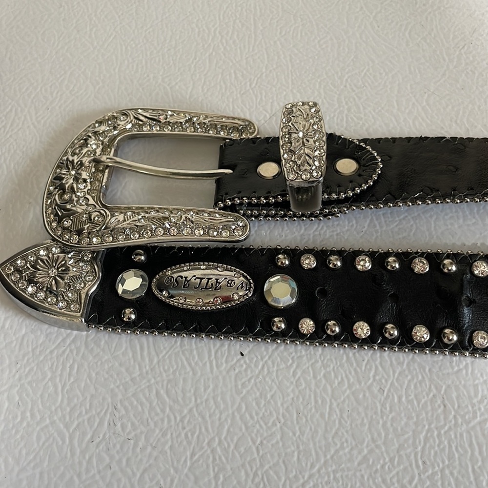 Atlas Women’s Embellished Western Belt. Very Good Condition. 44 Inches. - Picture 13 of 15